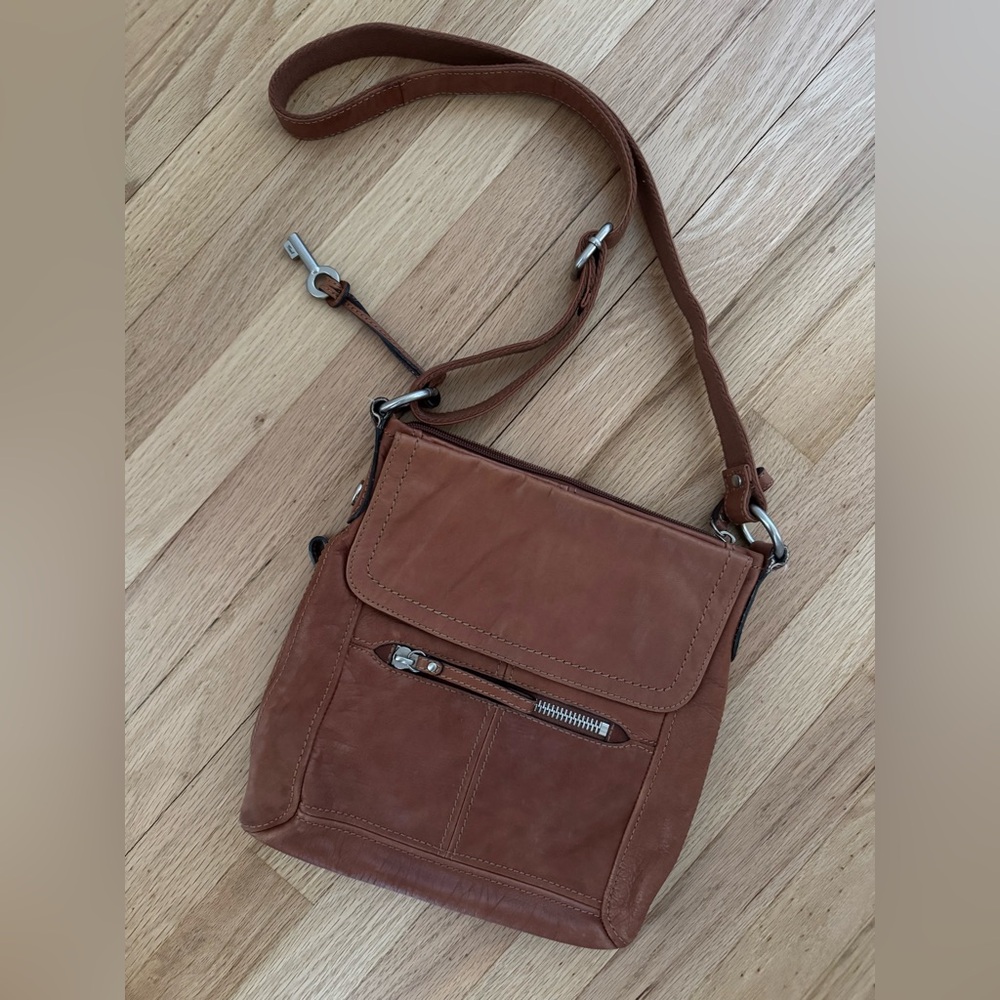 Fossil Brown Hanover Leather Crossbody Handbag Interior with Card Slots
